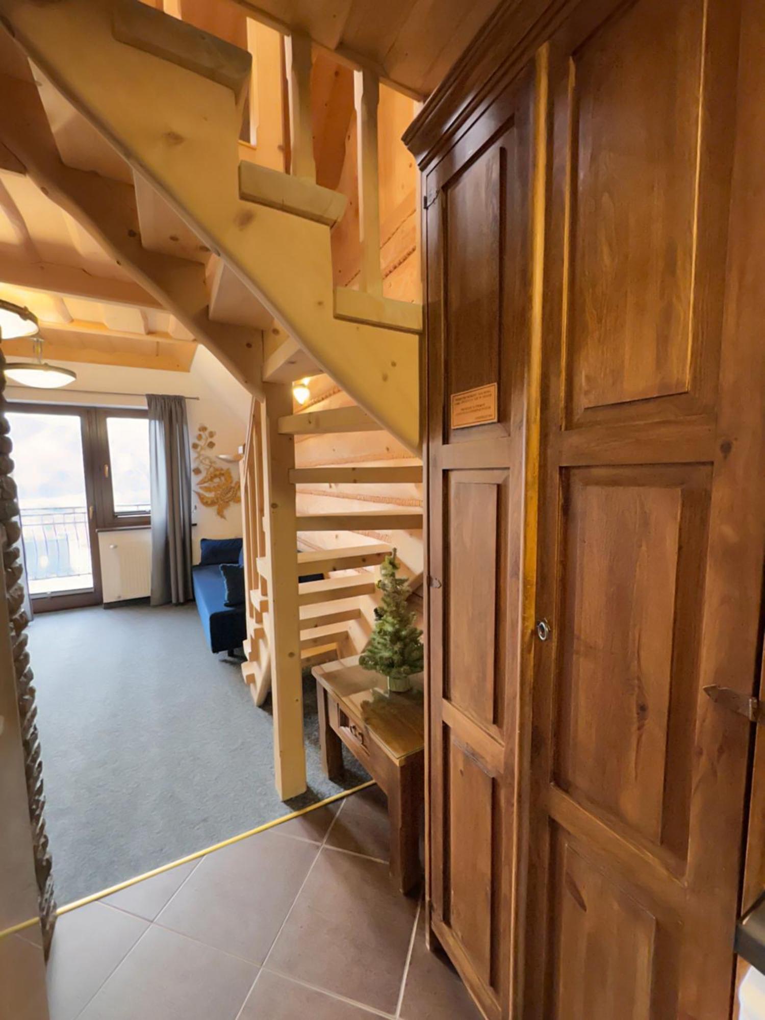 Apartamenty Z Widokiem Na Tatry Cztery Pory Roku Koscielisko Bagian luar foto