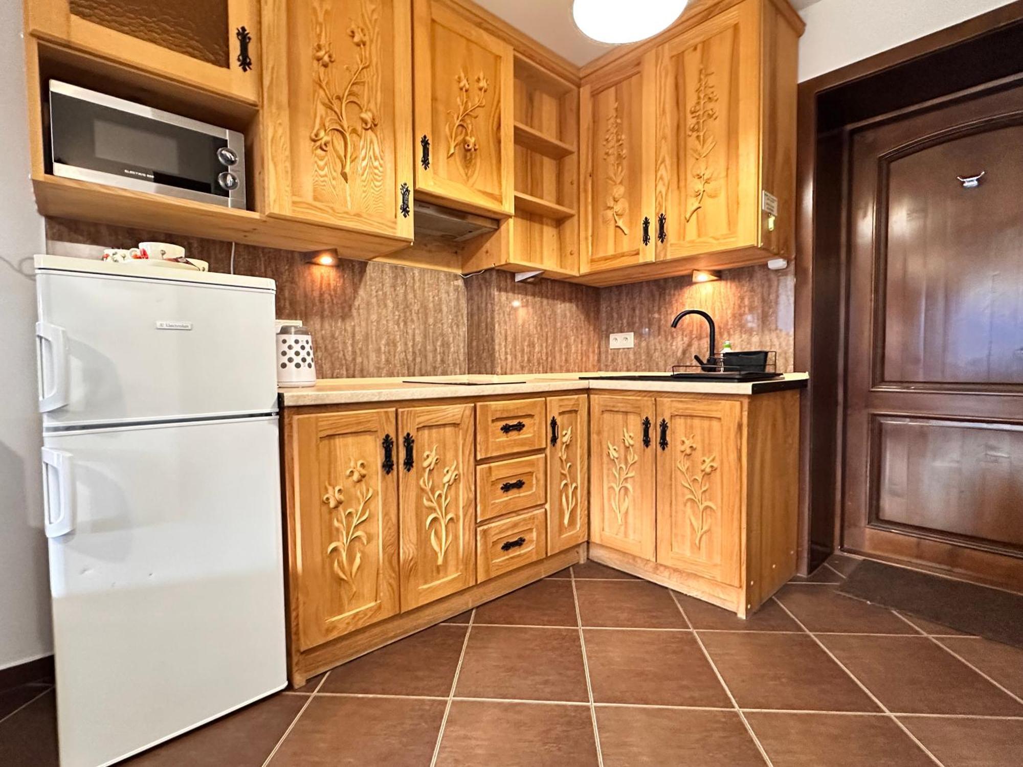 Apartamenty Z Widokiem Na Tatry Cztery Pory Roku Koscielisko Bagian luar foto